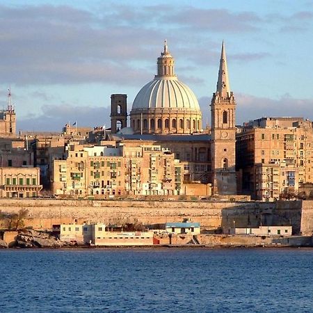 Modern 3 Bedroom Apartment In Central Sliema Exterior photo