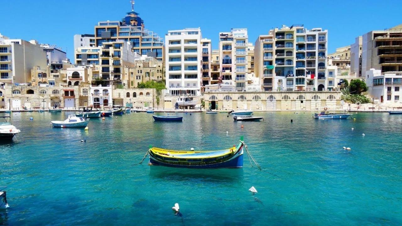 Modern 3 Bedroom Apartment In Central Sliema Exterior photo