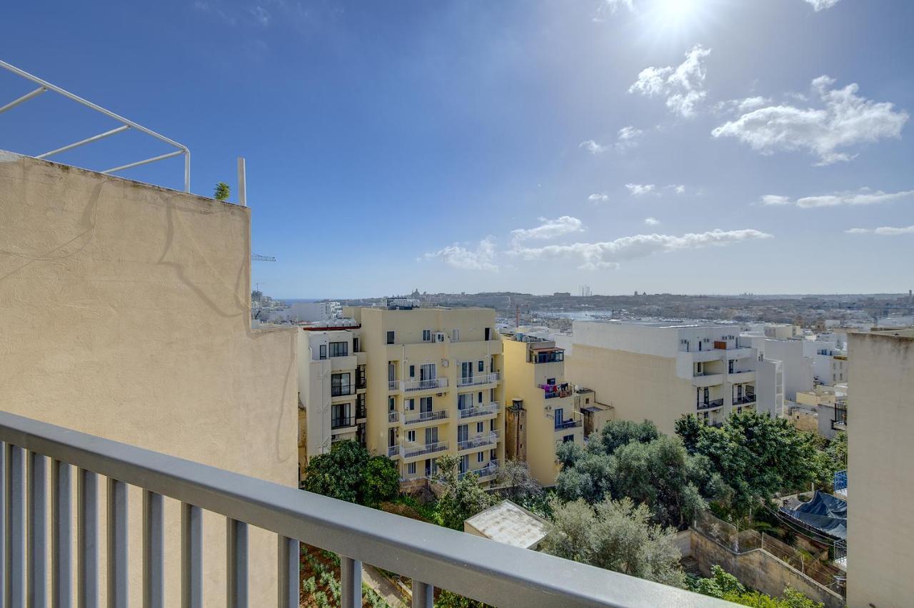 Modern 3 Bedroom Apartment In Central Sliema Exterior photo