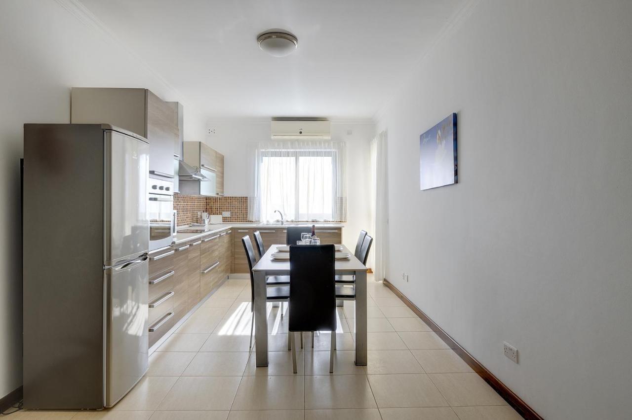 Modern 3 Bedroom Apartment In Central Sliema Exterior photo