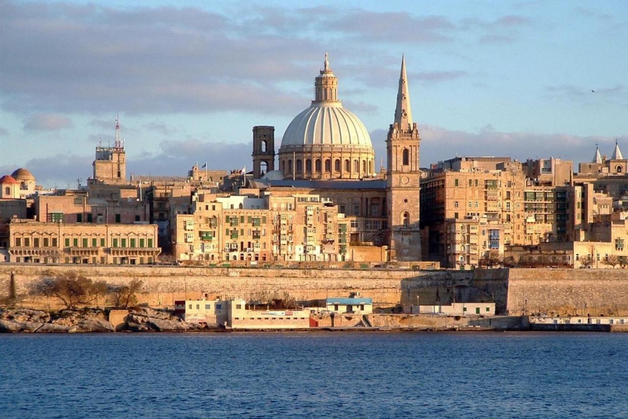 Modern 3 Bedroom Apartment In Central Sliema Exterior photo