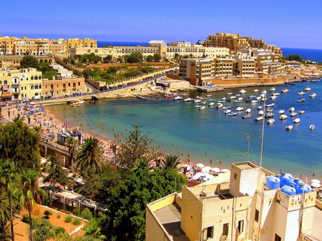 Modern 3 Bedroom Apartment In Central Sliema Exterior photo